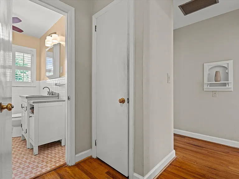 726 Wisteria Dr — Photo 23