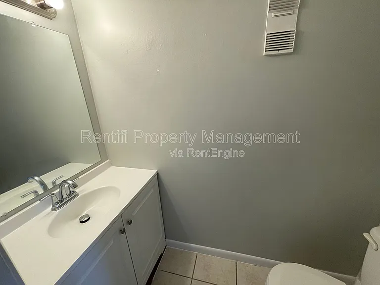 4475 Frankie Ct — Photo 17