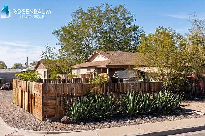 1502 W Palmer Dr #A — Photo 2