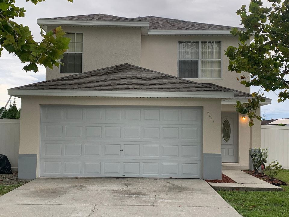1st image of 2423 Quail Hollow Ave