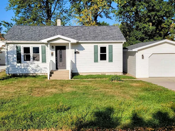 1005 NE 4th St, Washington, IN 47501