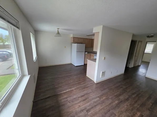 753 Clay St E #14, Monmouth, OR 97361