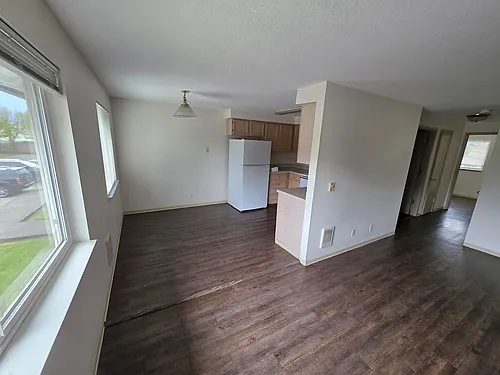 753 Clay St E #14 Photo 1