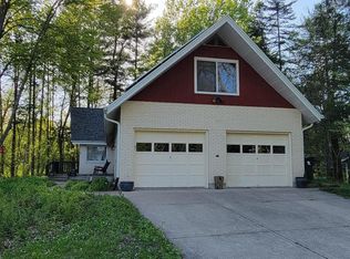 N4309 Poplar Ave, Cambridge, WI 53523