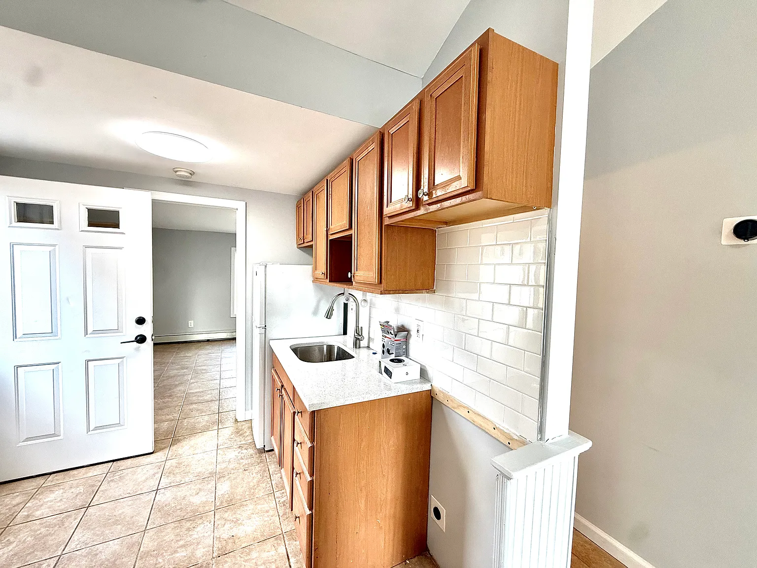 1 bed, 700 sqft, $2,100 — Photo 4