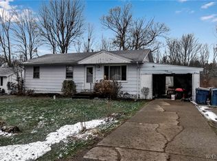 676 Beach Rd, Angola, NY 14006