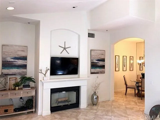 14 Firenze Ct — Photo 10