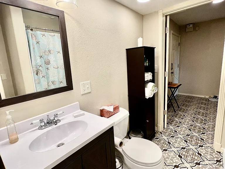 7148 SW Laview Dr #B — Photo 17