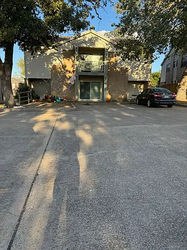 1104 Autumn Cir Photo 1