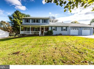 921 Kingsway Dr, Coatesville, PA
