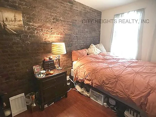 Rented by City Heights Realty | media 22