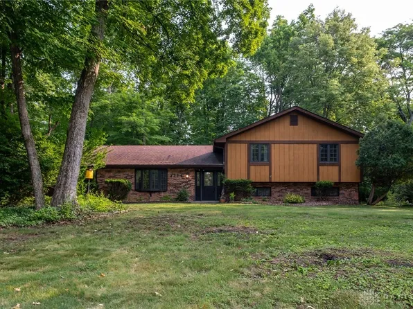 3224 Southfield Dr, Dayton, OH 45434