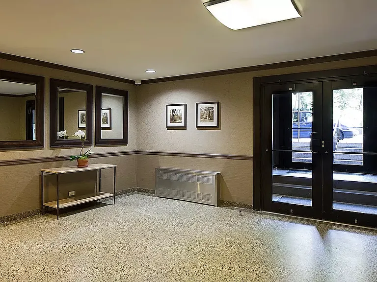 461 Central Park W #3E — Photo 2