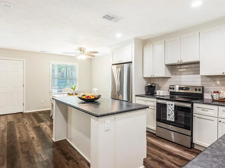 209 Cooner St #B — Photo 11