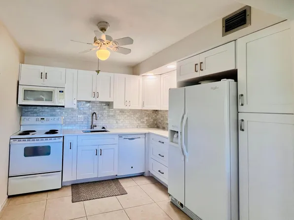 314 Wellington D, West Palm Beach, FL 33417