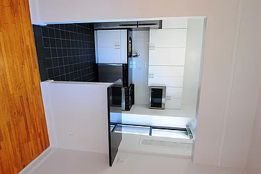 Rented by Metropolis Real Estate of Manhattan