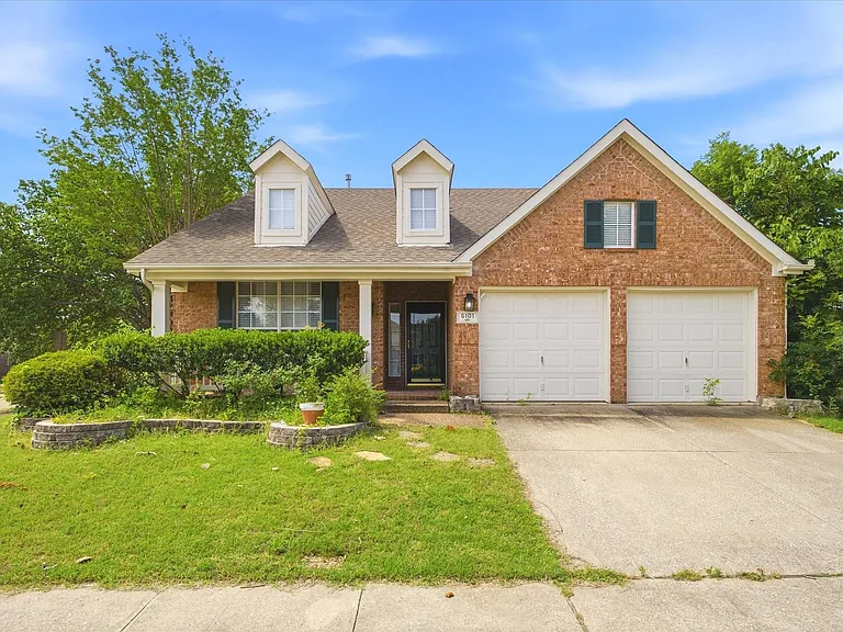 5101 Stonecrest Dr — Photo 1