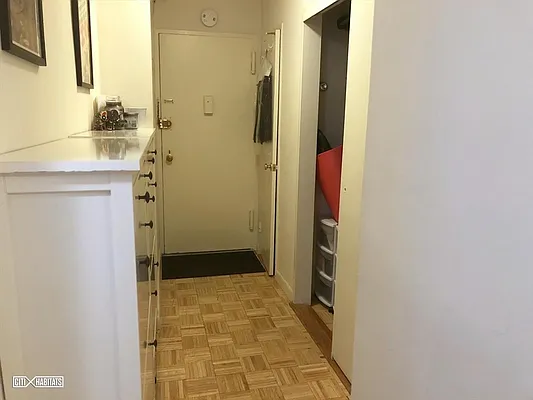 Rented by Citi Habitats | media 15