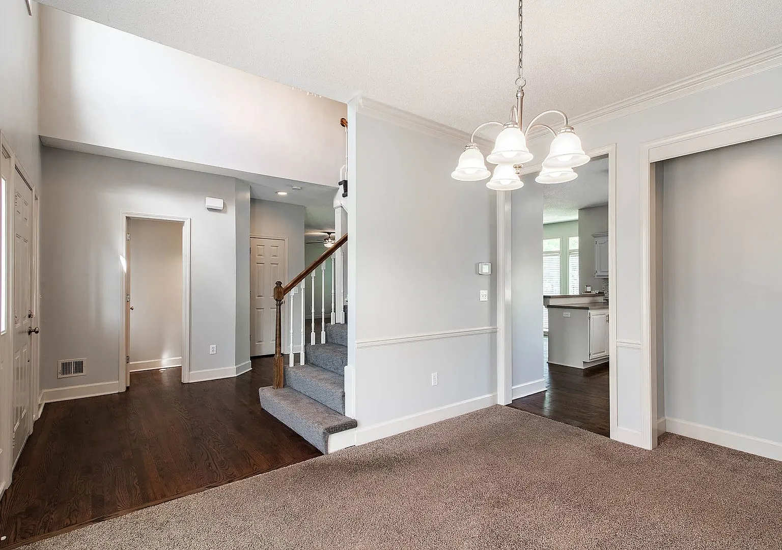4 Bed Home in Blue Valley Schools — Photo 4