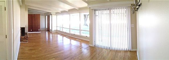 Living room.