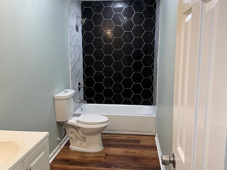 2264 Malone Ave — Photo 9
