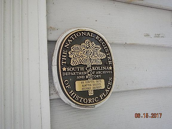 4th image of 491 Hampton Dr