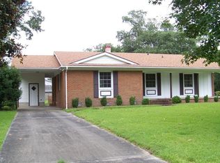 13 Chattawka Dr, Havelock, NC 28532