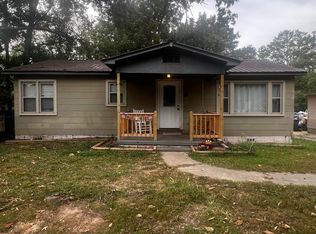 412 Center St, Scottsboro, AL 35768