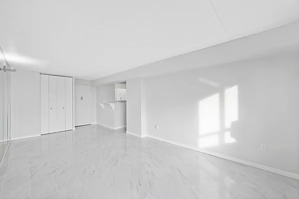 Rented by Nest Seekers International | media 11