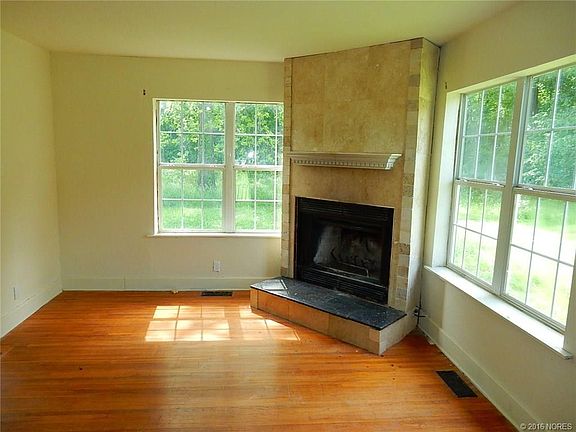4th image of 2717 S 337 East Ave