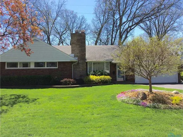 2727 Sandalwood Dr, Toledo, OH 43614