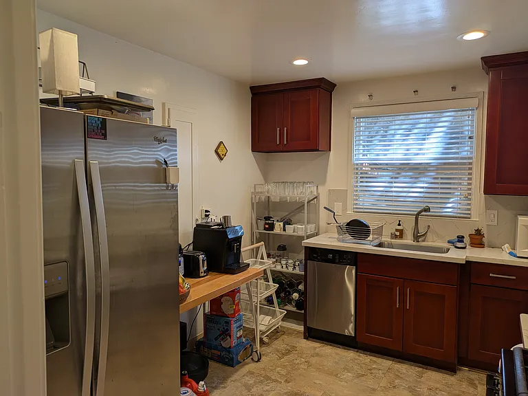 2390 Williams St #4 — Photo 2