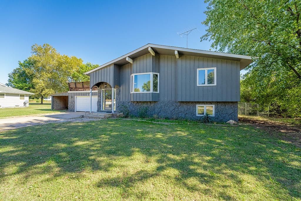 604 S Bryana Dr, Argonia, KS 67004 Zillow