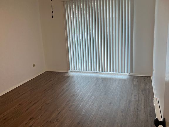 2nd image of 439 Prairie Ave #2-C