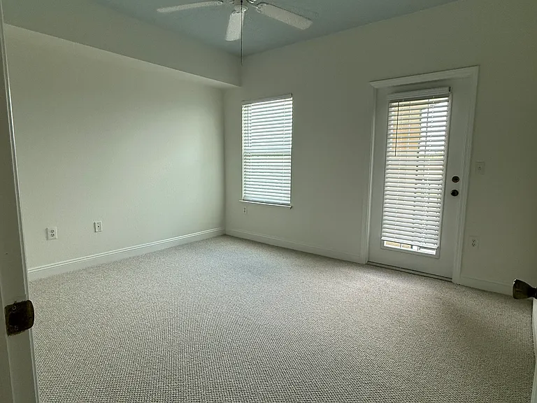 11540 Villa Grand #1218 — Photo 12