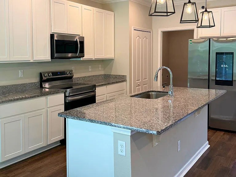 206 Boatsman Way — Photo 5