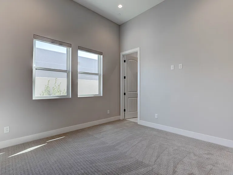 10949 Rossa Peak Ave — Photo 13
