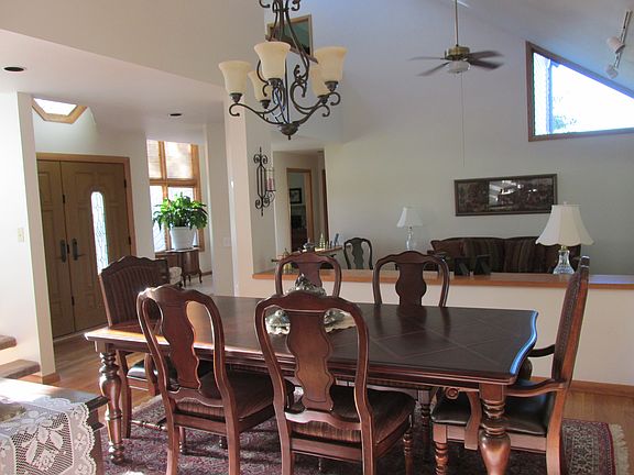 formal dining area