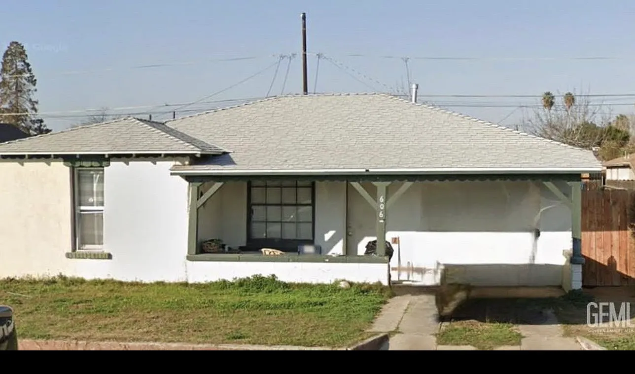 Woodrow Ave, Bakersfield — Photo 2