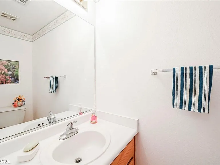 824 Radiant Star St — Photo 13