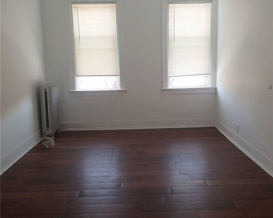2nd image of 3240 102nd St