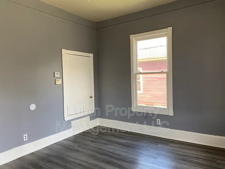 319 Lema Pl — Photo 4