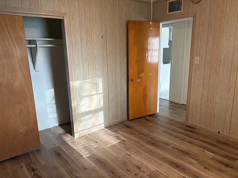 604 Steakley St — Photo 20