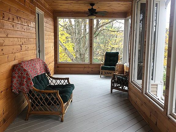 3 season, screened in deck