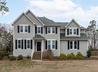 800 White Meadows Dr, Fuquay Varina, NC 27526