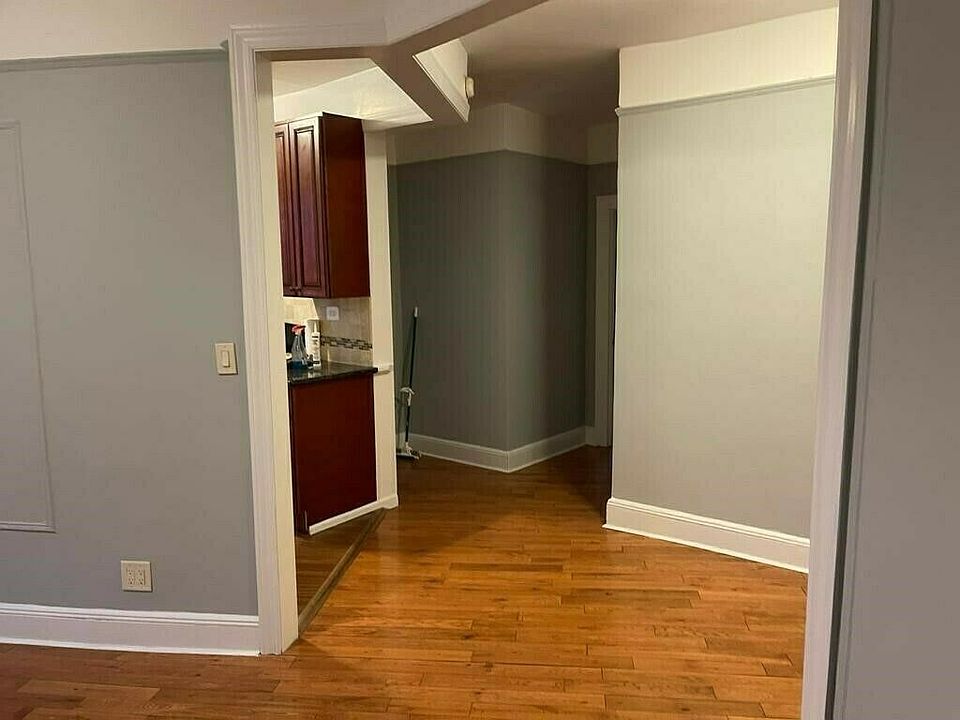 1st image of 20 Baughman Pl #2E