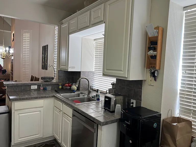 3941 Creek Crossing Dr — Photo 4