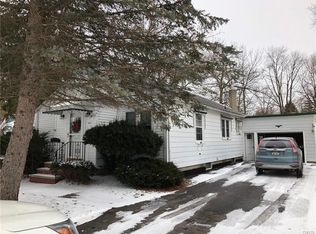 429 Oxford St, Oneida, NY 13421