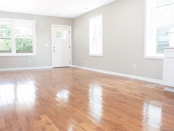 5th image of 51 Indian Ave #53