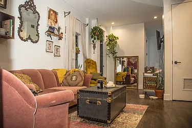 Rented by SCOUTBK.COM